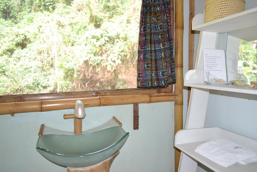El Tular Santuario Natural Hotel San Jose Pinula Room photo
